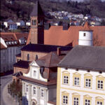 Erlöserkirche und Pfarramt (Domherrnhof Welden) von Osten