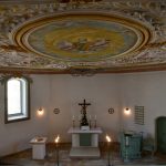 Altar, Taufstein, Kanzel, Deckengemälde